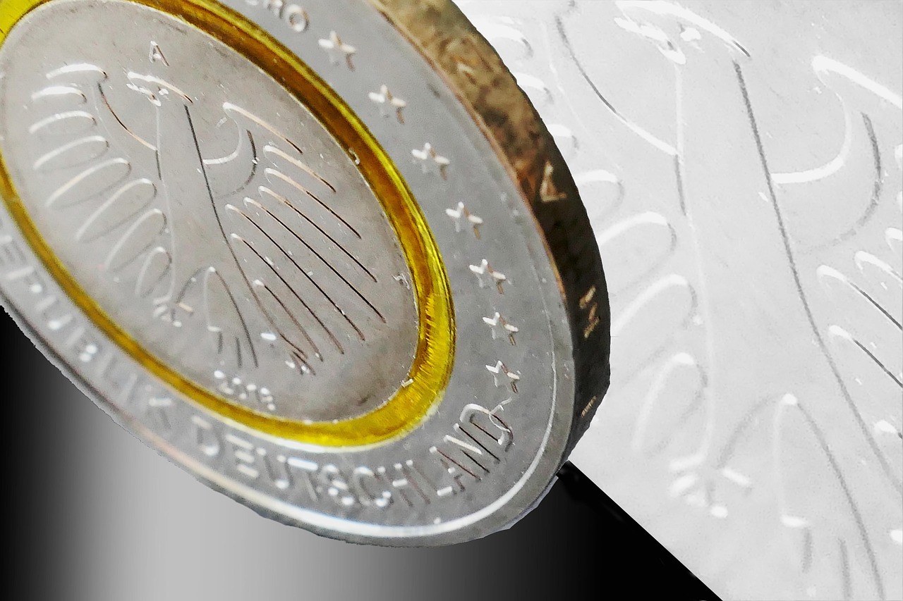 USMC Challenge Coins That Honor Service and Sacrifice