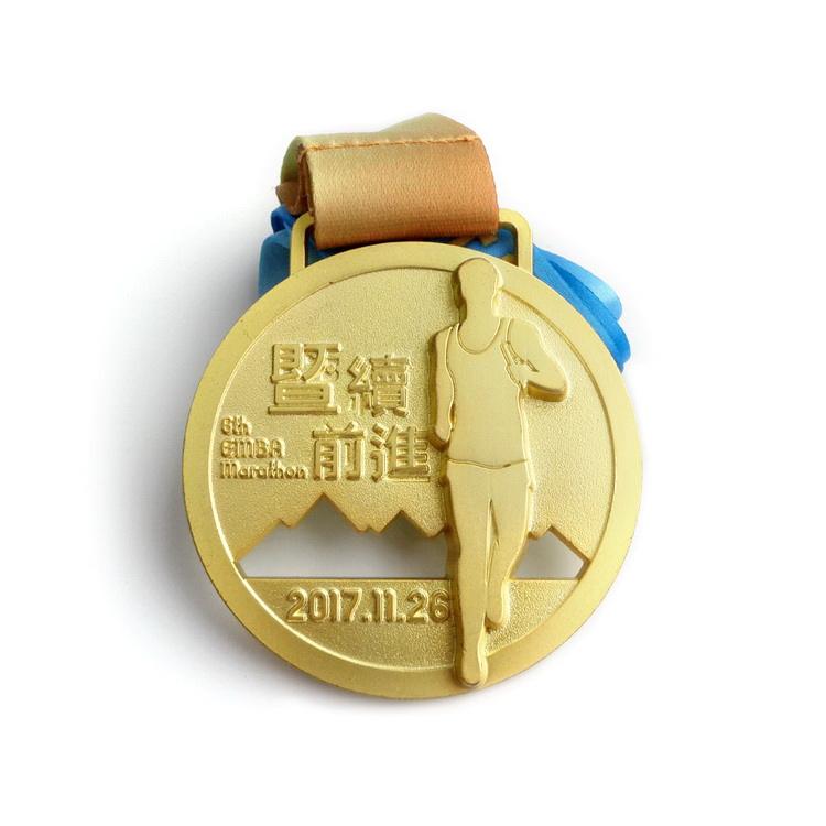 The Art of Custom Medals: Celebrating Achievements with Personalized Elegance