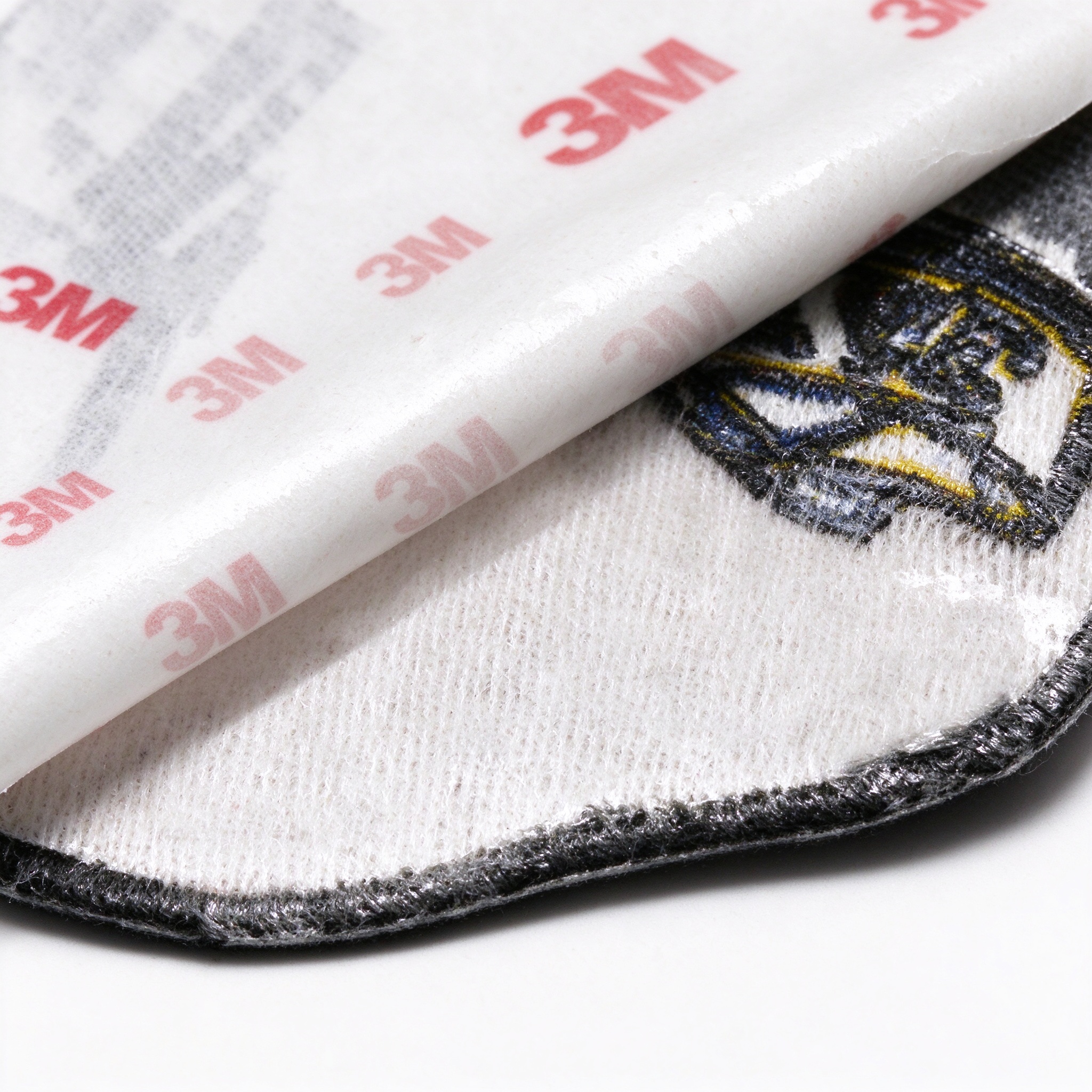 04_3M_Adhesive